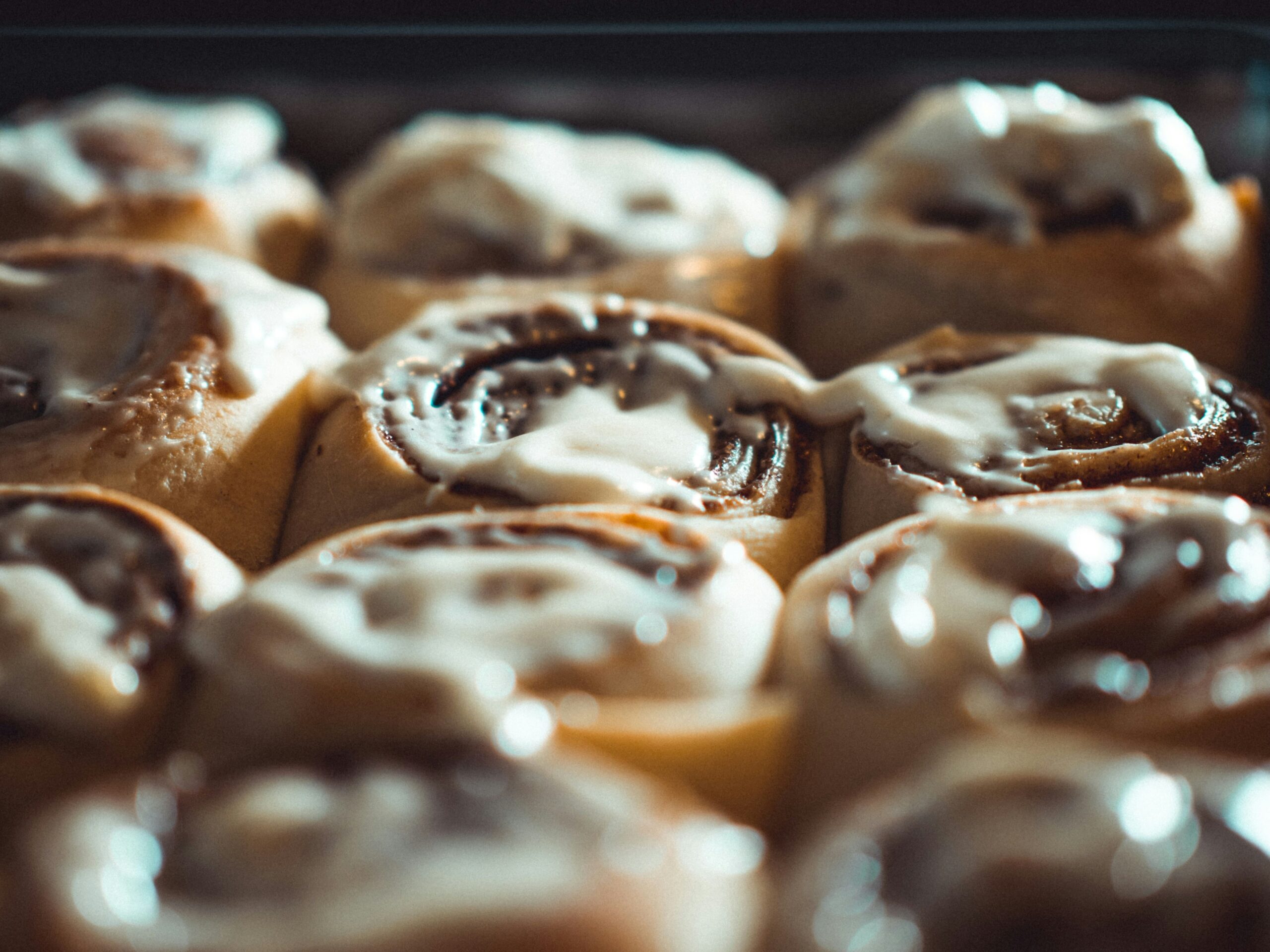 what are cinnamonr rolls and where can you eat them in Florence